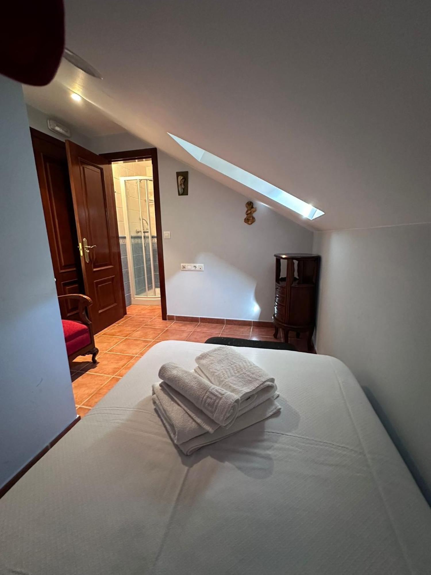 Casa Alpargateiro Guest House Os Peares Eksteriør bilde