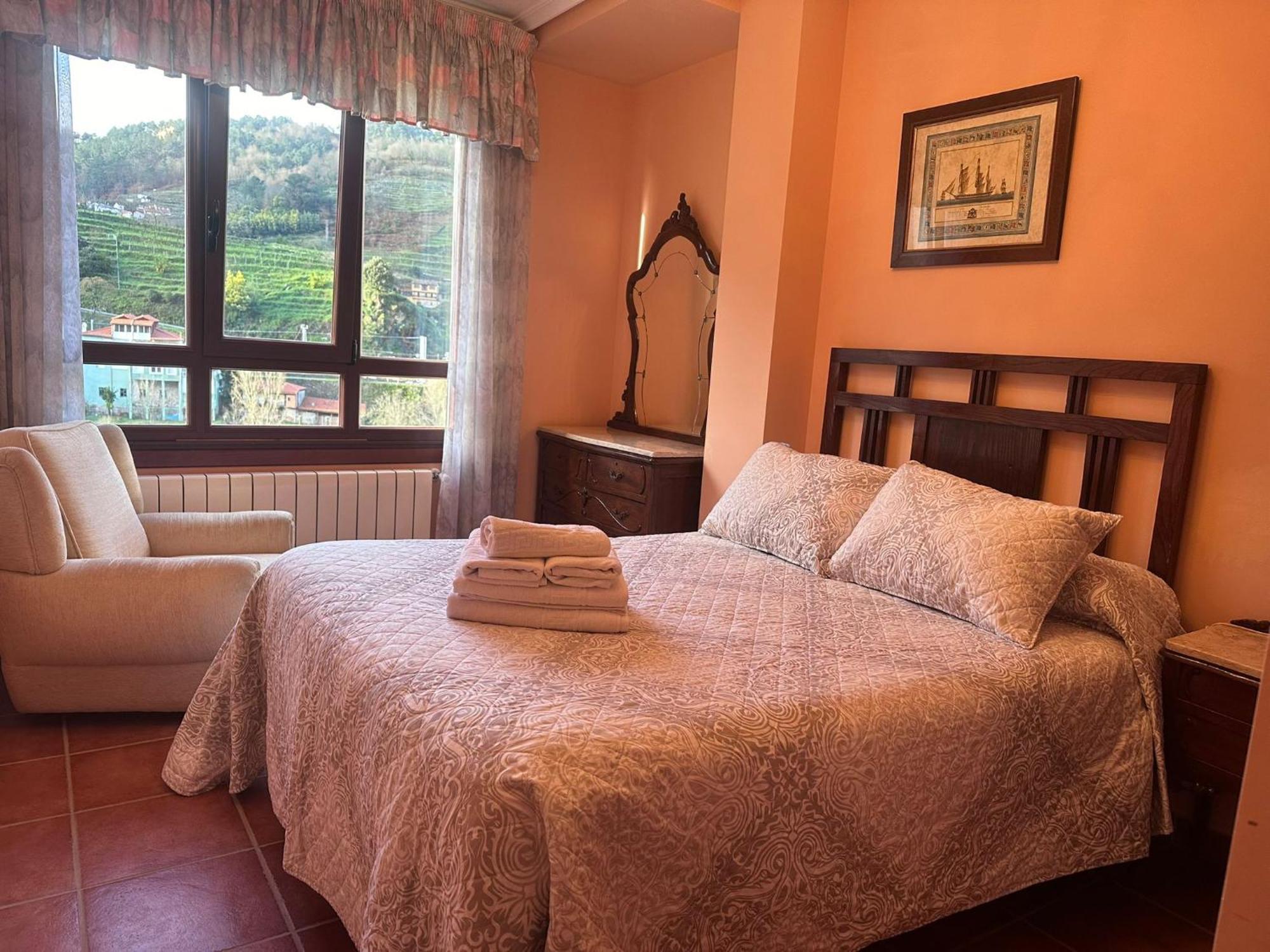 Casa Alpargateiro Guest House Os Peares Eksteriør bilde