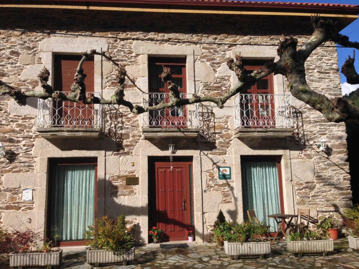 Casa Alpargateiro Guest House Os Peares Eksteriør bilde